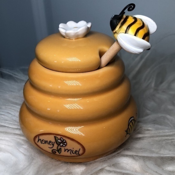 HONEY 🍯 | Ceramic Honey Comb 🐝 + Classic Wooden Bumblebee Honey Wand. - Picture 1 of 7